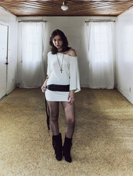 enthralling batwing | cream